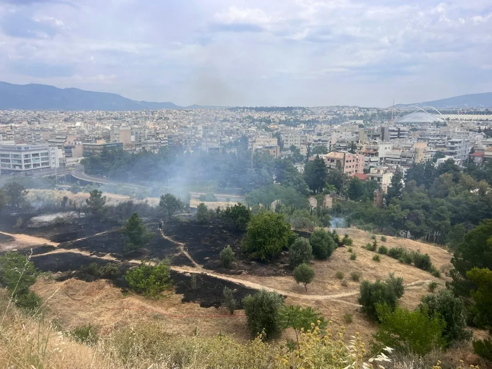 Φωτιά στη Φιλοθέη