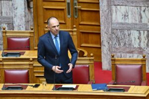 ΥΠΕΞ: Παρουσίαση του σχεδίου “Εξωστρέφεια 2030” για τις εξαγωγές