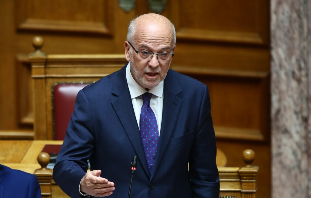 Τo… όνειρο για εκλογές το φθινόπωρο, τα χαμένα αυγά και πασχάλια του Φλωρίδη, η επιστροφή Βορίδη, η αδυναμία διαγραφής Δούκα και το θέμα ηγεσίας στο ΠΑΣΟΚ