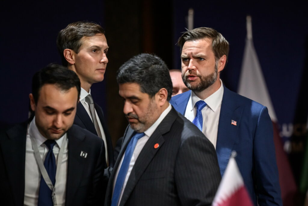 ΗΠΑ και Ιράν κατέληξαν σε οδικό χάρτη 60 ημερών για οριστική συμφωνία