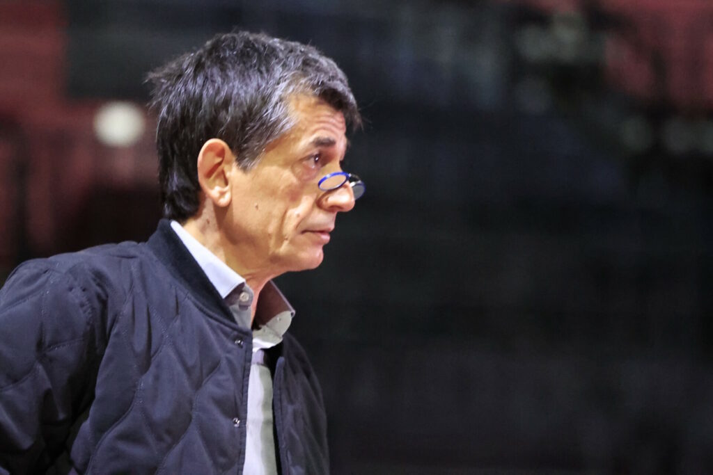 Καρανίκας για Τσίπρα: Φεουδάρχης ηγεμόνας – Θεωρεί τον κόσμο χάπατο