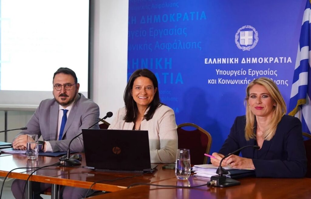 Κεραμέως: Βελτιώνουμε το πλαίσιο επαγγελματικής ασφάλισης – Οι βασικοί άξονες του νέου νομοσχεδίου