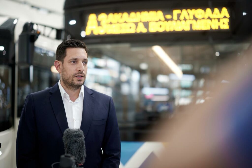 Λεωφορεία: Ξεπέρασαν κάθε προσδοκία οι αιτήσεις για τη σχολή οδηγών του ΟΣΥ