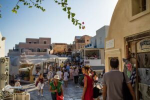 Τουρισμός: Η συμφωνία ΗΠΑ – Ιράν μειώνει το γεωπολιτικό ρίσκο και δίνει ώθηση στην ελληνική σεζόν