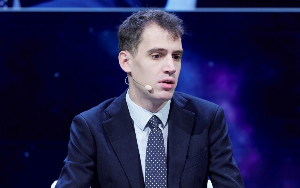 Το ευρωπαϊκό στοίχημα της Mistral AI απέναντι στον προστατευτισμό Τραμπ με την Anthropic