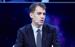 Το ευρωπαϊκό στοίχημα της γαλλικής Mistral AI απέναντι στον προστατευτισμό Τραμπ με την Anthropic