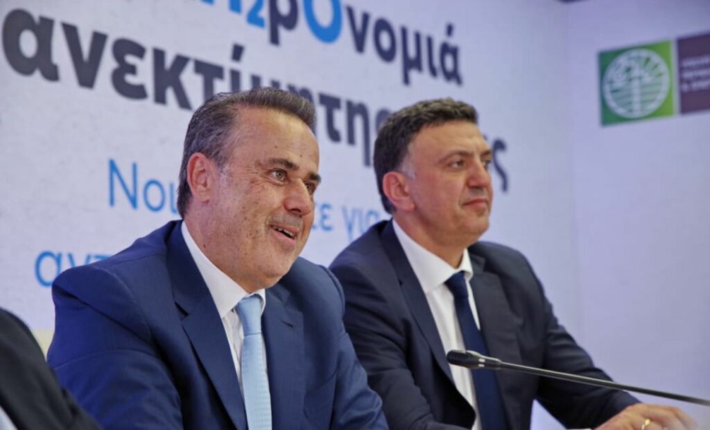 ΥΠΕΝ: Δέκα έργα αντιμετώπισης της λειψυδρίας σε 9 νησιά