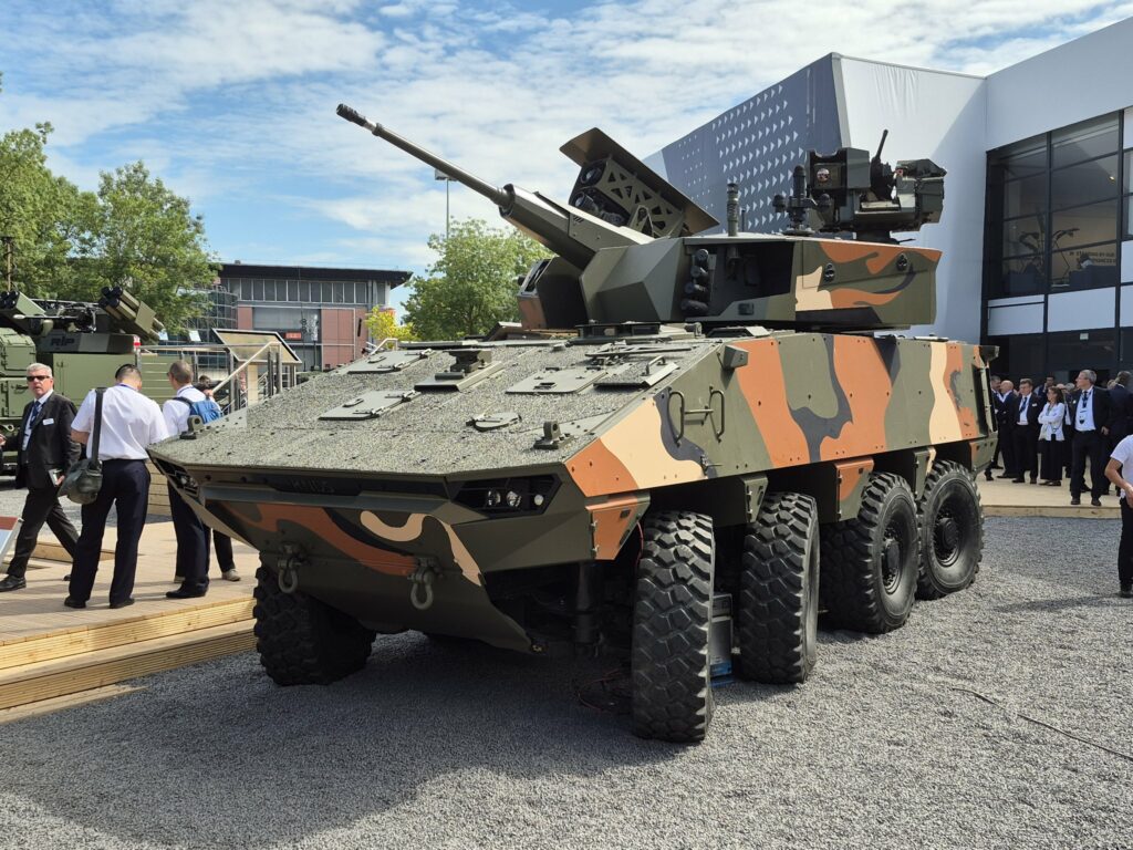 Eurosatory: Διεύρυνση του ελληνικού αποτυπώματος στην αμυντική βιομηχανία με τον “Φιλοκτήτη” της Metlen