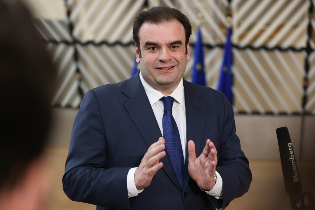 Πιερρακάκης για ιδιωτικό χρέος: “Υλοποιούμε ρυθμίσεις οι οποίες επιβραβεύουν τους συνεπείς”