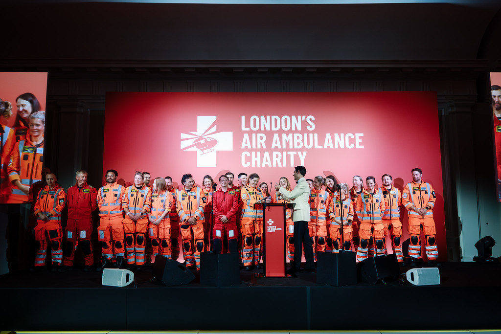 Qualco και Qualco Foundation στηρίζουν το έργο του London’s Air Ambulance Charity ως Bravo Partners