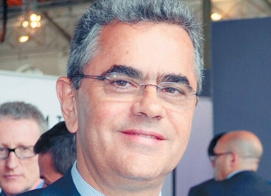 Profile: Πώς AI και εξαγορές εκτόξευσαν 63% τα καθαρά κέρδη στο α’ εξάμηνο