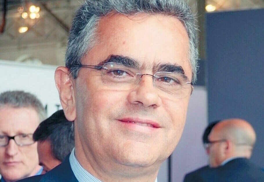 Profile: Πώς AI και εξαγορές εκτόξευσαν 63% τα καθαρά κέρδη στο α’ εξάμηνο