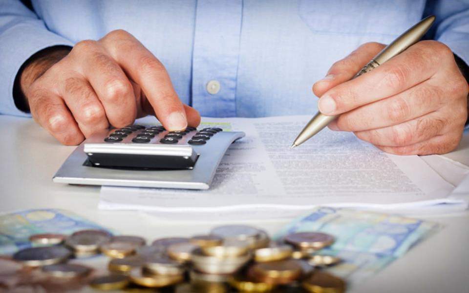 Επιστρέφουν από το 2029 τα ελλείμματα στα ταμεία, εκτινάσσονται οι δαπάνες για συντάξεις