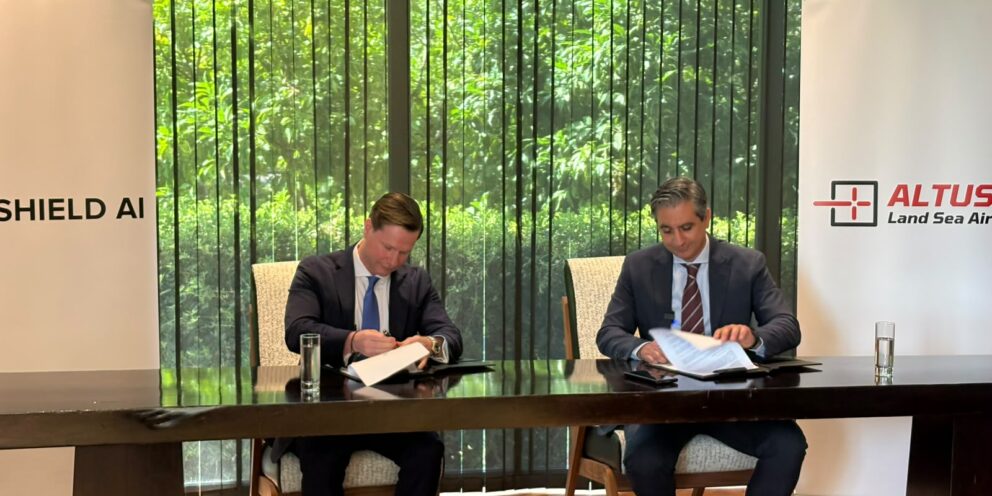 Shield AI: Μπαράζ στρατηγικών κινήσεων στην Ελλάδα – Το deal με την Altus και τα επόμενα βήματα