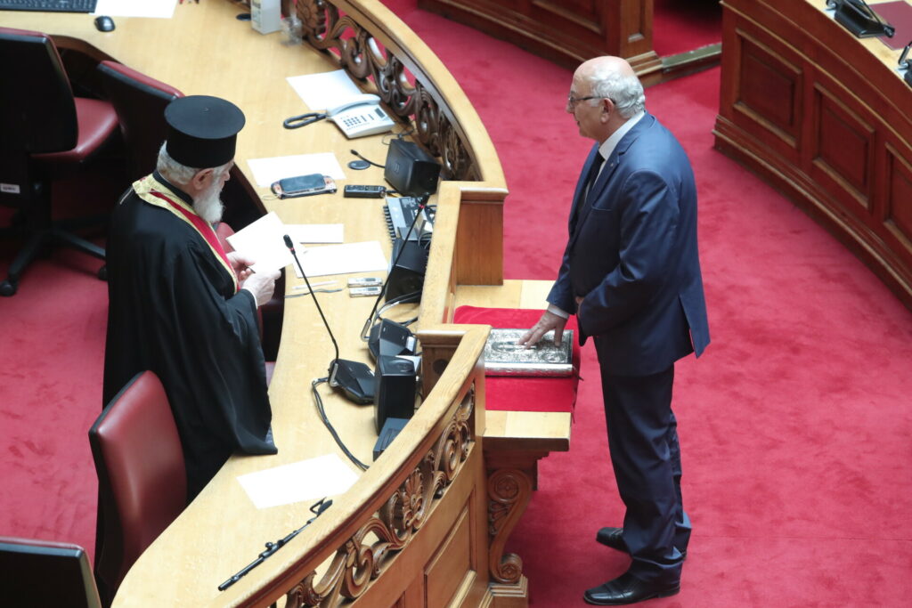 Ορκίστηκε βουλευτής ο Γιάννης Αμανατίδης – Έλαβε την έδρα της Νοτοπούλου