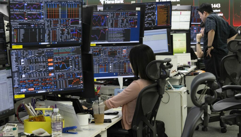 Ασιατικές αγορές: Sell off στις μετοχές των chips, βουτιά 6,97% στην Ταϊβάν