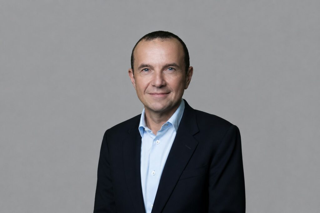 Το σχέδιο Schneider και AMD για τα νέα AI data centers