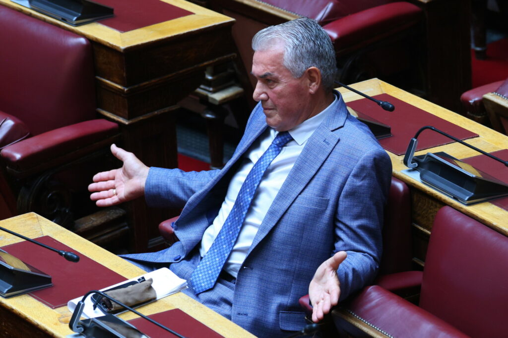 Κυριαζίδης: Αποτέλεσα την Ιφιγένεια επειδή ευχήθηκα στην Κωνσταντοπούλου να κάνει παιδιά – Καταδίκη από Μενδώνη και αντιπολίτευση