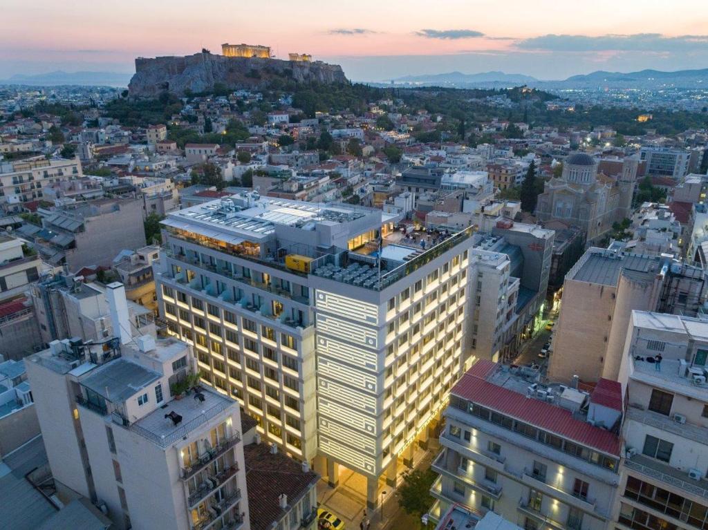 Εκκλησία: Ποια είναι τα ακίνητα φιλέτα των 266 εκατ. που ασφαλίζει