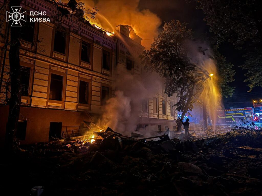 Ουκρανία: Η μεγαλύτερη ρωσική επίθεση στο Κίεβο – Τουλάχιστον ένας νεκρός και 16 τραυματίες
