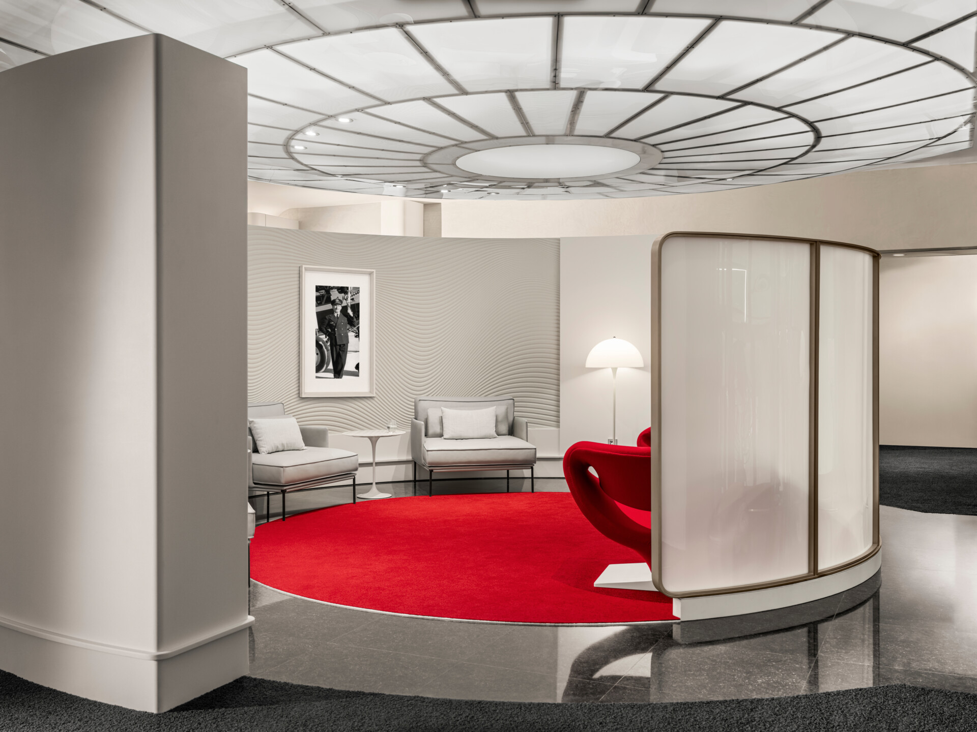 Το ανακαινισμένο lounge της La Première στο αεροδρόμιο Charles de Gaulle © Air France