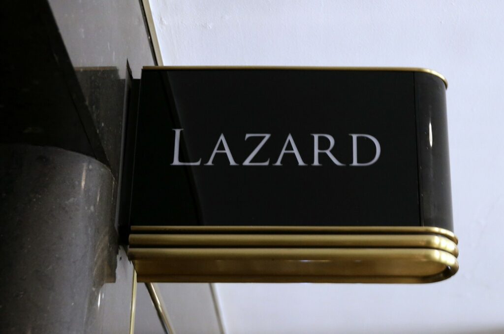 Lazard: Βουτιά κερδών στα 5 εκατ. το β’ τρίμηνο, από 55 εκατ. το 2025