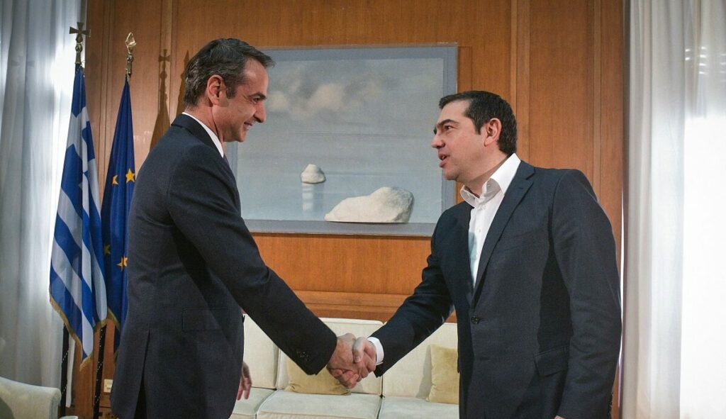 Προεκλογικό  déjà vu: Προς μετωπική Μητσοτάκη-Τσίπρα με χαμένο το ΠΑΣΟΚ και εξαφανισμένο τον ΣΥΡΙΖΑ