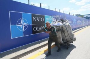 Σύνοδος ΝΑΤΟ στην Άγκυρα: Αυστηρά μέτρα, φύτεμα λουλουδιών και λουκούμια