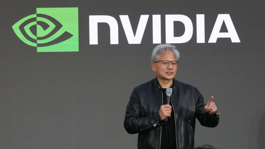 Nvidia: Εγγύηση έως 250 δισ. για το mega data center της OpenAI