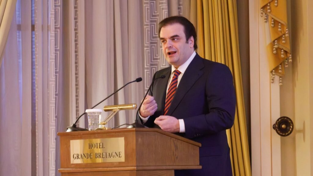 Πιερρακάκης: Πιο πολλές δουλειές, πιο καλές δουλειές