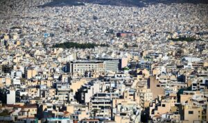 Ακίνητα: Ακριβαίνουν σπίτια και πάρκινγκ, φρενάρουν τα έσοδα του Δημοσίου