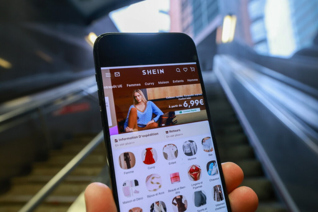 Shein: Πράσινο φως από το Χονγκ Κονγκ για την πολυαναμενόμενη IPO
