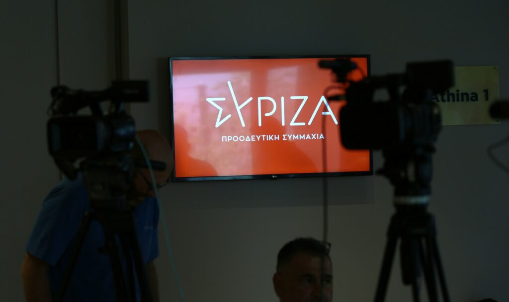 ΣΥΡΙΖΑ: Μετά την Τσαπανίδου ανεξαρτητοποιήθηκαν και Μπάρκας, Βέττα