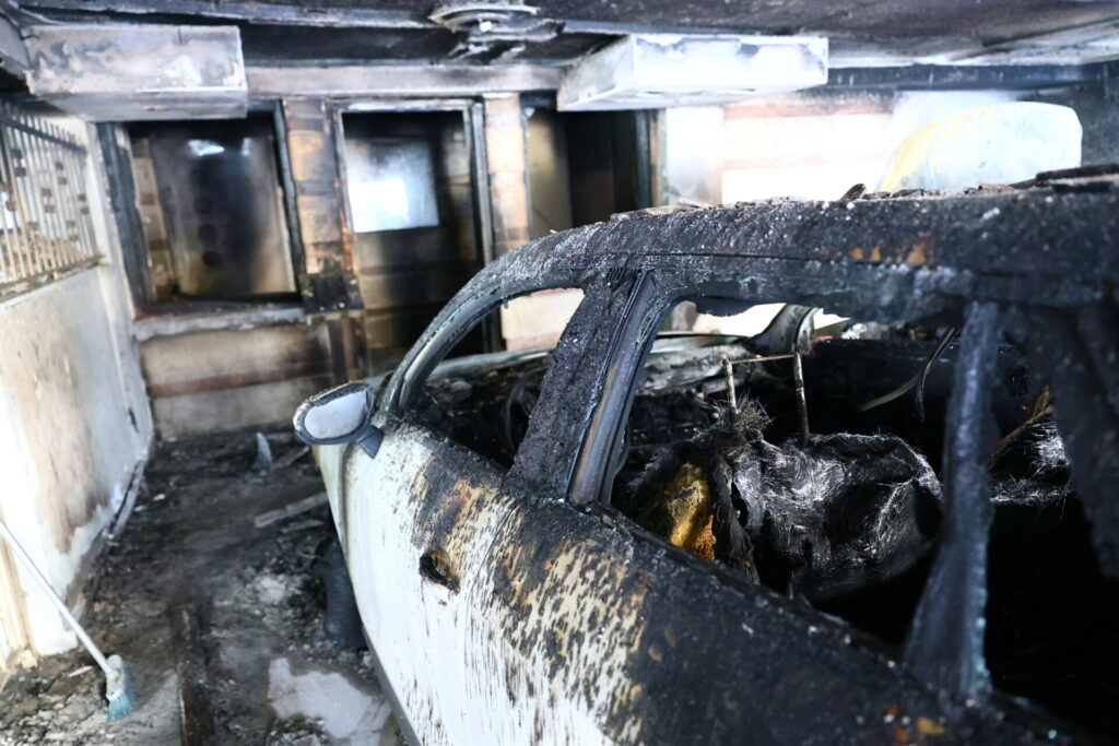 Θεσσαλονίκη: Στο μικροσκόπιο της Αντιτρομοκρατικής οι εμπρηστικές επιθέσεις σε στελέχη της ΝΔ