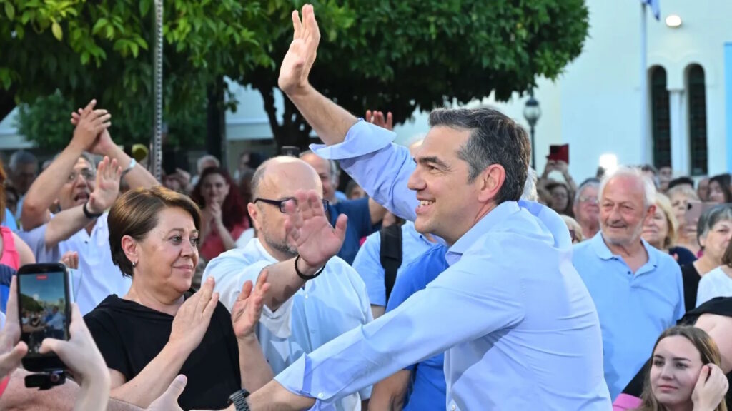 Ποιοι είναι οι 400 που στελεχώνουν το Εθνικό Συμβούλιο της ΕΛΑΣ