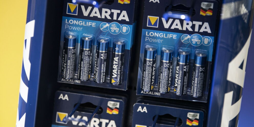 Varta: Σε καθεστώς αφερεγγυότητας ο κολοσσός μπαταριών μετά την αποχώρηση της Apple