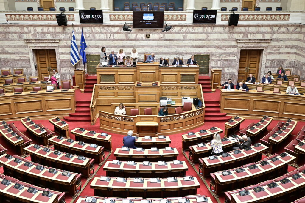 Τέμπη: Νέες αλλαγές στη σύνθεση των δικαστικών συμβουλίων για Καραμανλή και Τριαντόπουλο