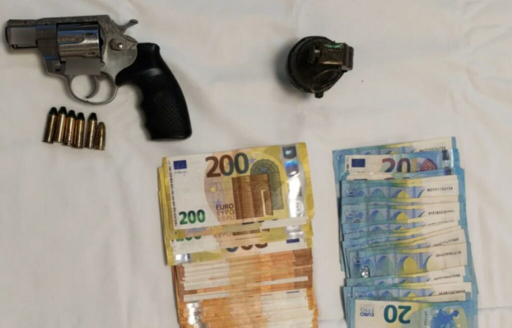 Πώς αποτράπηκε η σχεδιαζόμενη επίθεση με χειροβομβίδα στην Αττική – Τρεις οι εμπλεκόμενοι