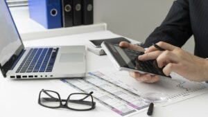 Αντίστροφη μέτρηση για τις 120 δόσεις, ποια χρέη εντάσσονται και πότε ανοίγει η πλατφόρμα
