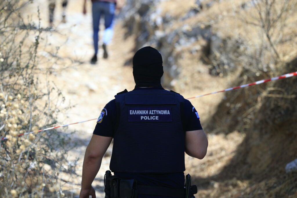Συναγερμός στο κέντρο της Αθήνας: Εντοπίστηκε πτώμα στον Λυκαβηττό