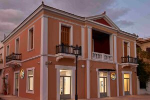ΔΕΗ: Ξεπέρασαν τα 100 τα καταστήματα νέας γενιάς σε όλη την Ελλάδα