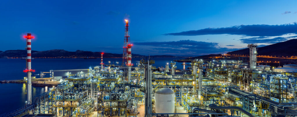 Η διεθνής συγκυρία σύμμαχος για Helleniq Energy & Motor Oil, οι 5 λόγοι