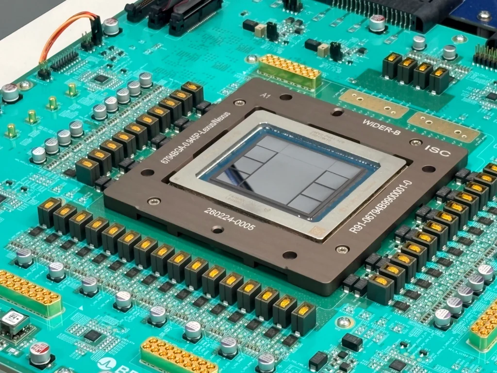 ΟpenAI: Iσχυρίζεται ότι το νέο της AI chip ξεπερνά τους επεξεργαστές της Nvidia
