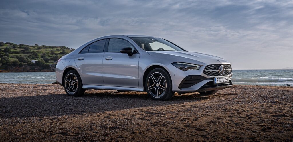 Ούτε η Mercedes μπορεί να ανακόψει την πτώση των γερμανικών αυτοκινήτων στην Κίνα