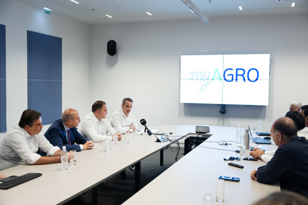 Στην ΑΑΔΕ ο Μητσοτάκης για το myAGRO: Μια πολύ σημαντική ημέρα για τον πρωτογενή τομέα