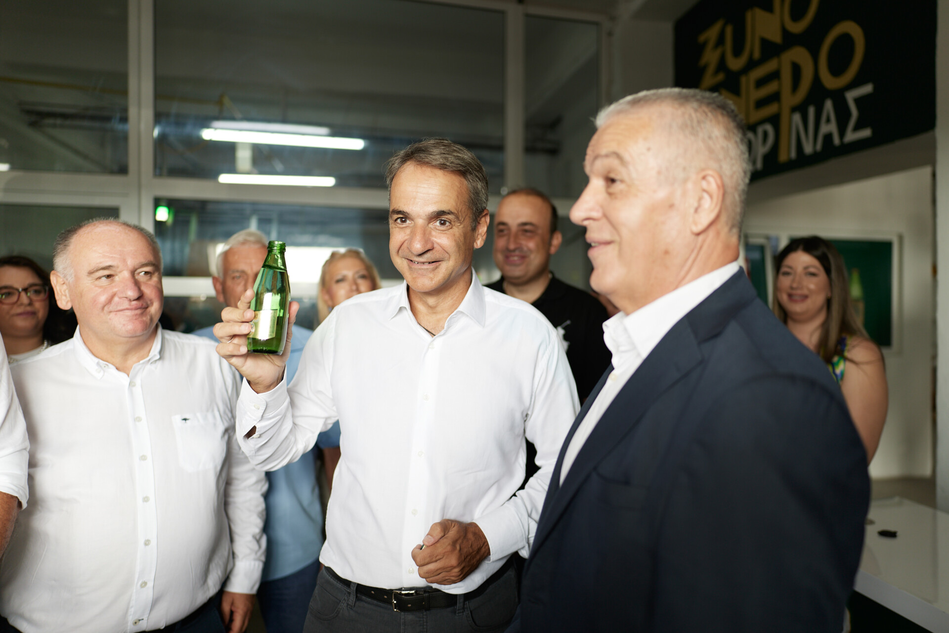 O Κυριάκος Μητσοτάκης στην επιχείρηση Ξινό Νερό © Eurokinissi