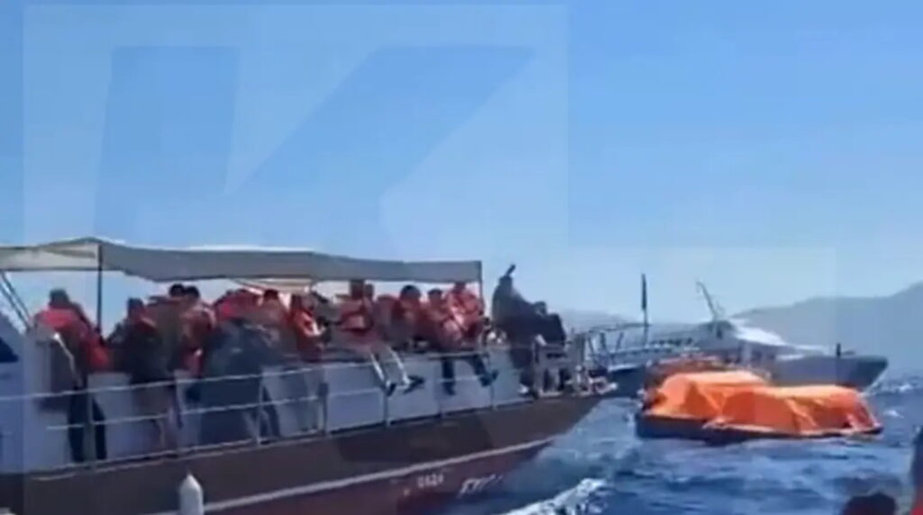 Ναυάγιο στα Kατεχόμενα: Οκτώ συλλήψεις – Τι κατήγγειλε επιβάτης