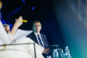 Peter Frankopan: Ο ιστορικός που μετακίνησε το κέντρο του κόσμου