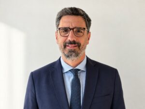 Pfizer Ηellas: Αυξάνει το αποτύπωμά της στην Θεσσαλονίκη, μειώνει τις πωλήσεις προς το ελληνικό δημόσιο