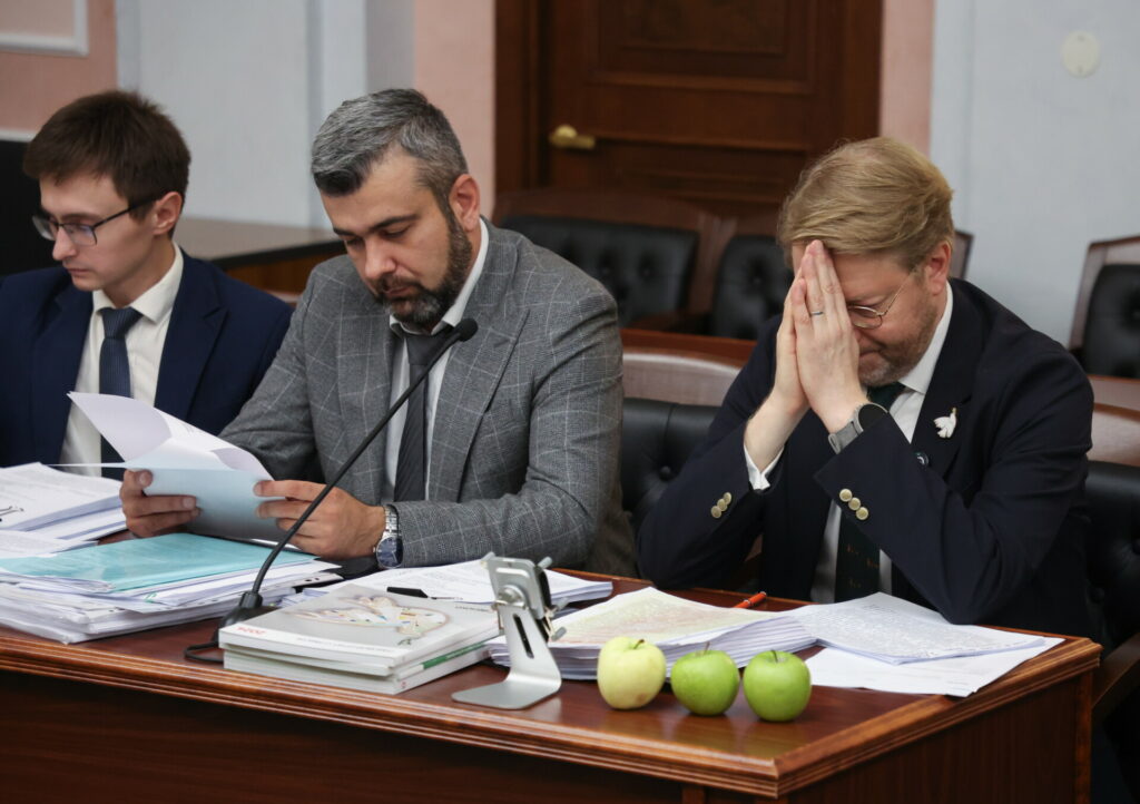 Ρωσία: Ανώτατο Δικαστήριο απέκλεισε το αντιπολεμικό κόμμα Yabloko από τις βουλευτικές εκλογές